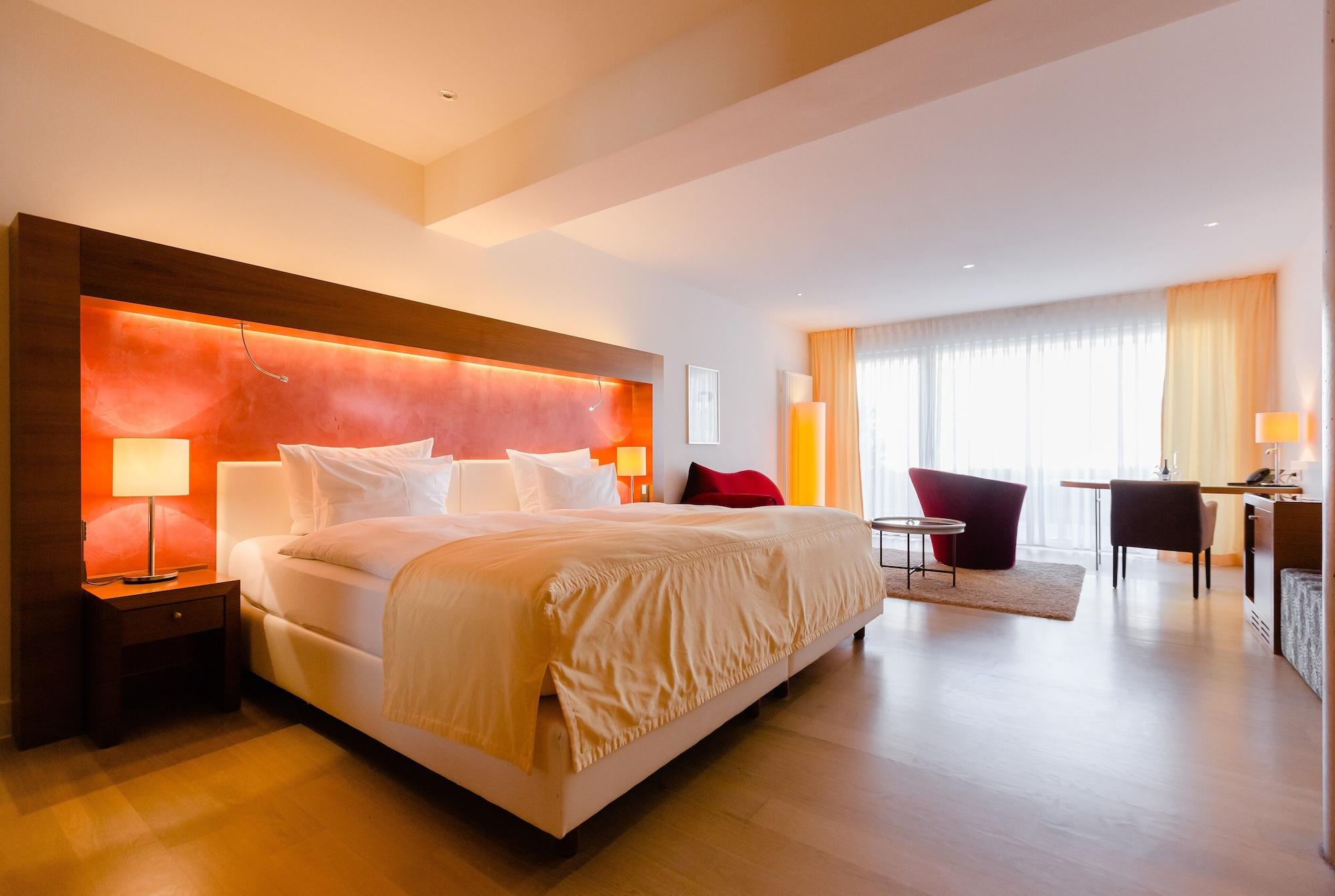 Aqua Aurelia Suitenhotel An Den Thermen Baden-Baden Bagian luar foto