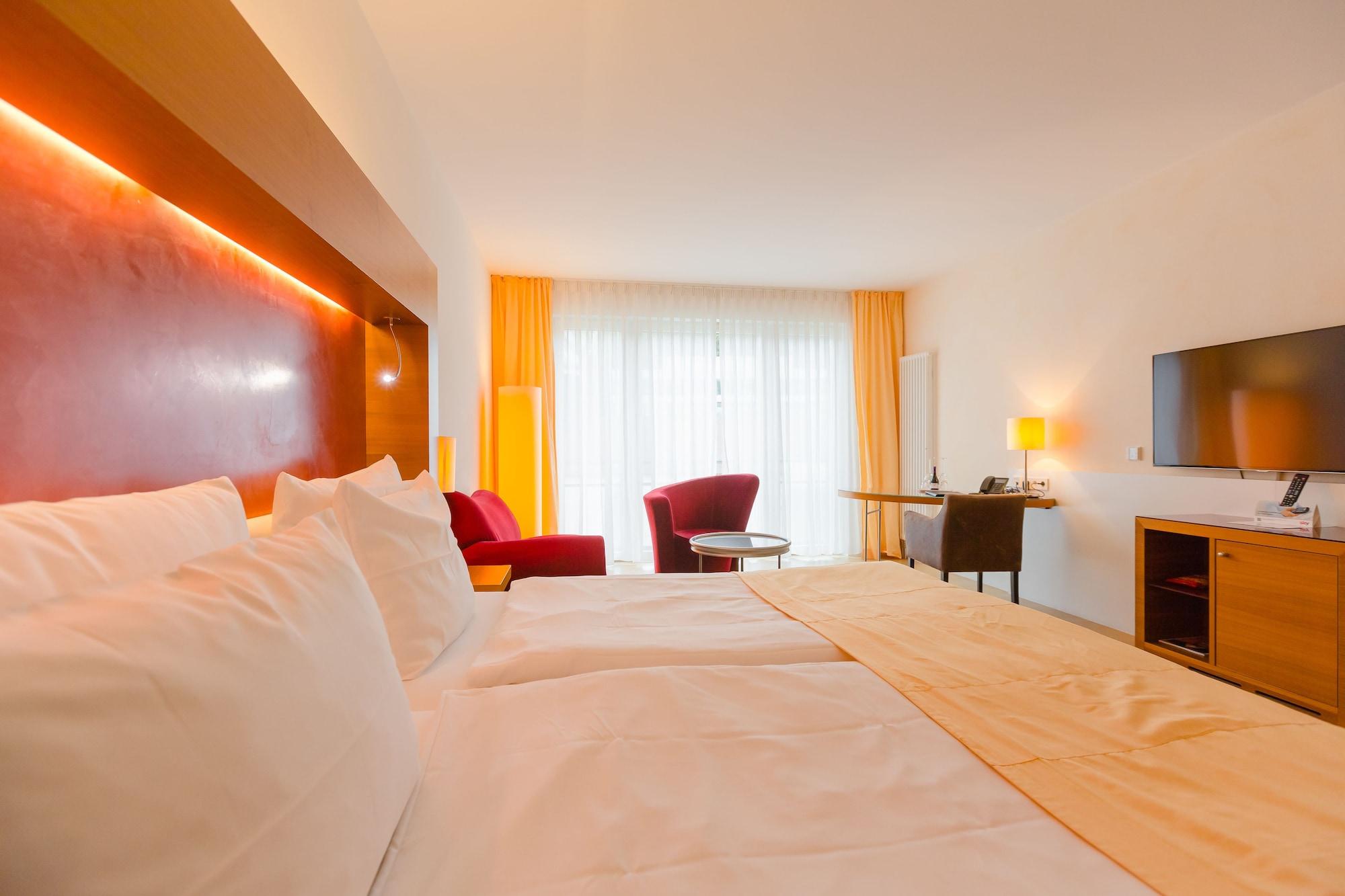 Aqua Aurelia Suitenhotel An Den Thermen Baden-Baden Bagian luar foto