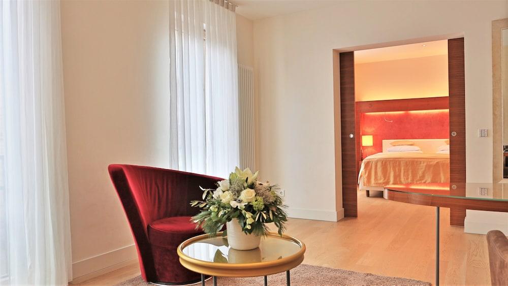 Aqua Aurelia Suitenhotel An Den Thermen Baden-Baden Bagian luar foto