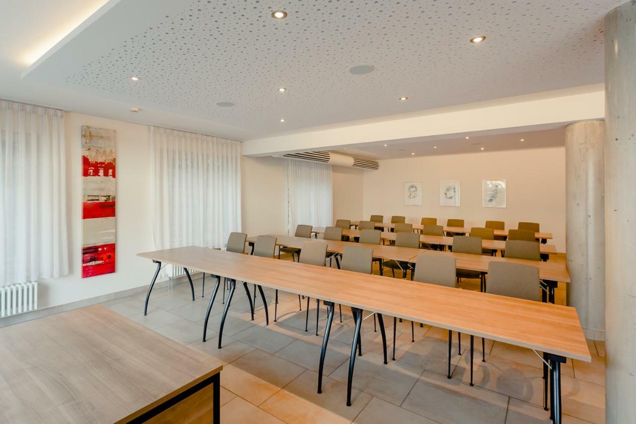 Aqua Aurelia Suitenhotel An Den Thermen Baden-Baden Bagian luar foto