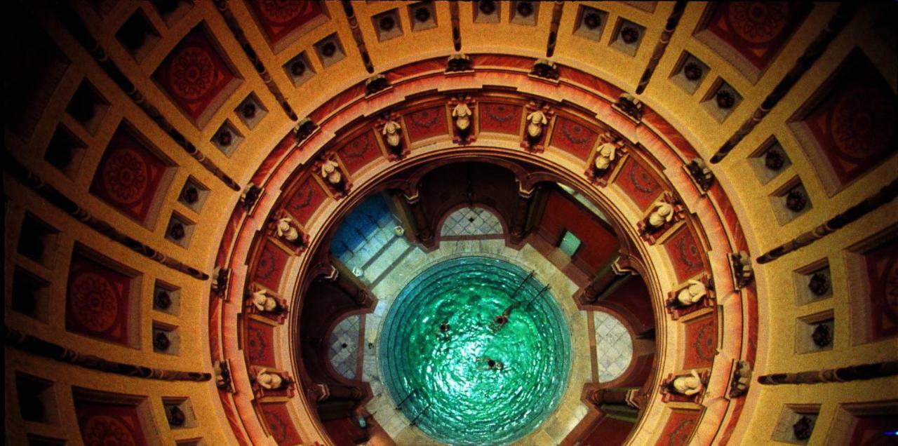 Aqua Aurelia Suitenhotel An Den Thermen Baden-Baden Bagian luar foto